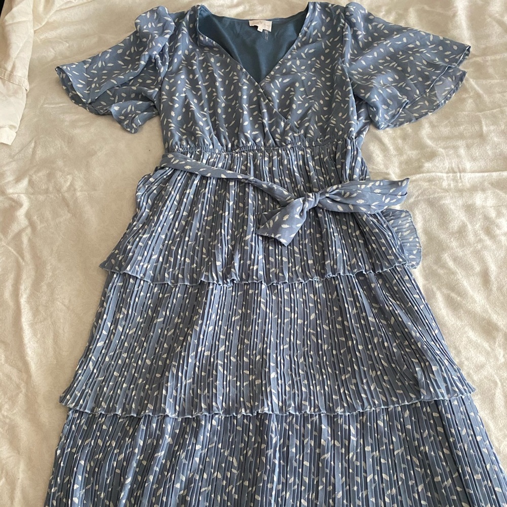 Modest flutter sleeve midi dress